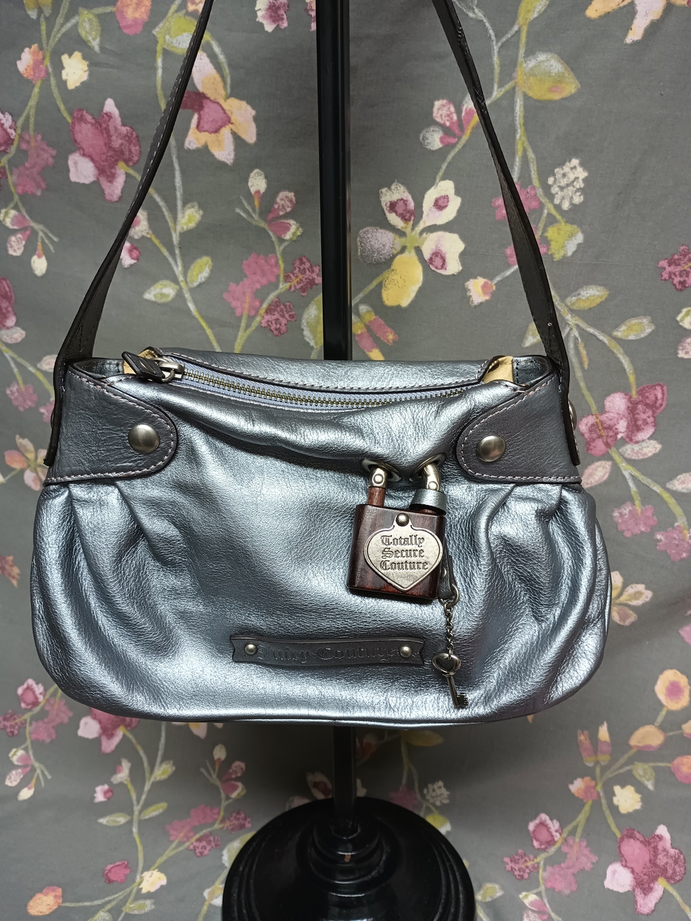Vintage Juicy Couture Metallic Silver Leather Shoulder Bag - Rare Y2K Lock & Key